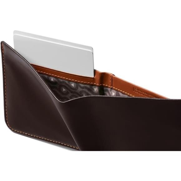 Hide & Seek Wallet (Slim Leather Bifold Design, RFID Protected, Holds 5-12 Cards - Picture 6 of 7